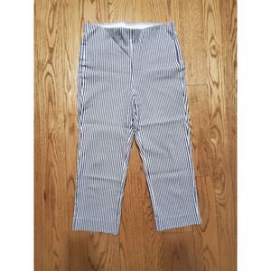 Chico's Womens 1.5 (US Sz 10) Navy/White Striped Pullon Crop EUC Nautical